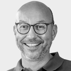 Portrait Tom Hoffmann